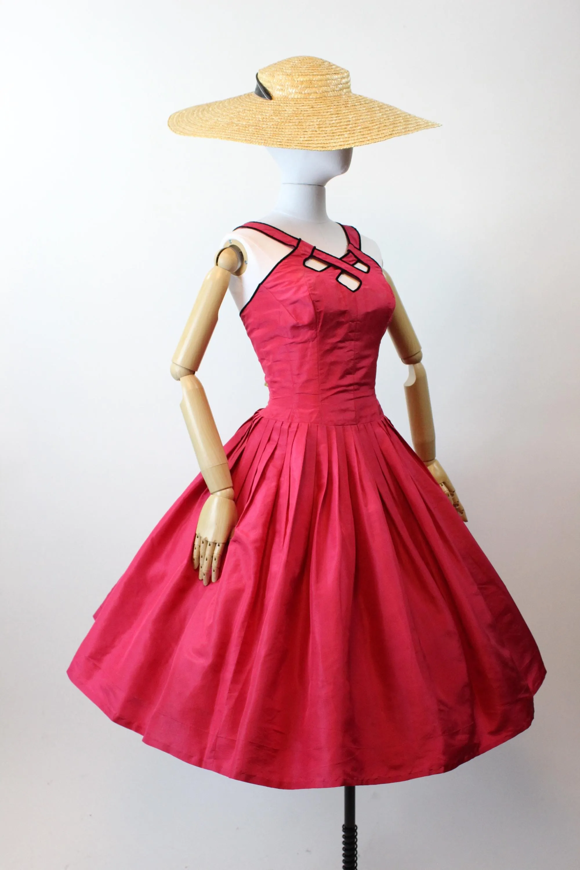 1950s 1957 CAGE NECKLINE documented silk Suzy Perette dress small | new spring summer