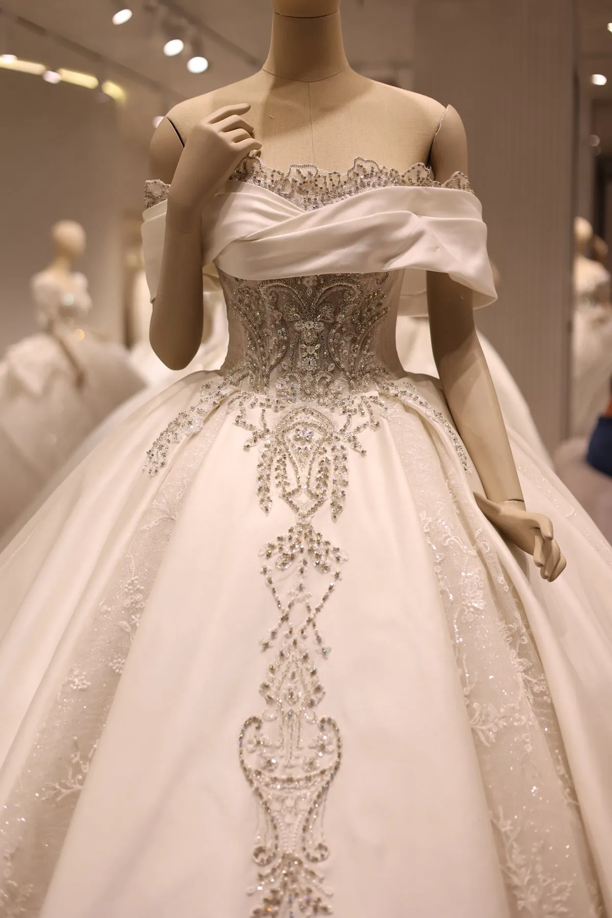 Glamorous Off-Shoulder White Ball Gown Wedding Dress RS040