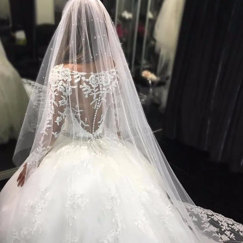Gorgeous Tulle Appliques Scoop Long Sleeves Crystal Wedding Dress