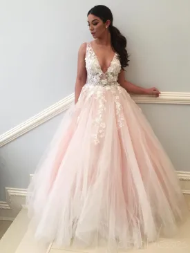 Most Popular Floral V-neck Ball Gown Tulle Wedding Dress
